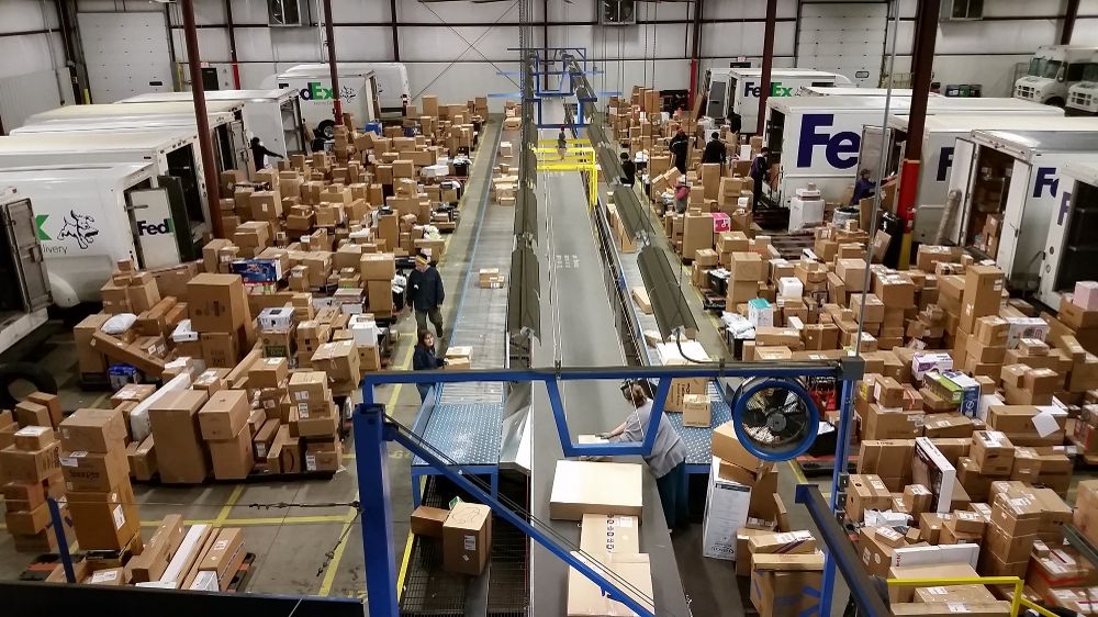 FedEx Warehouse Worker